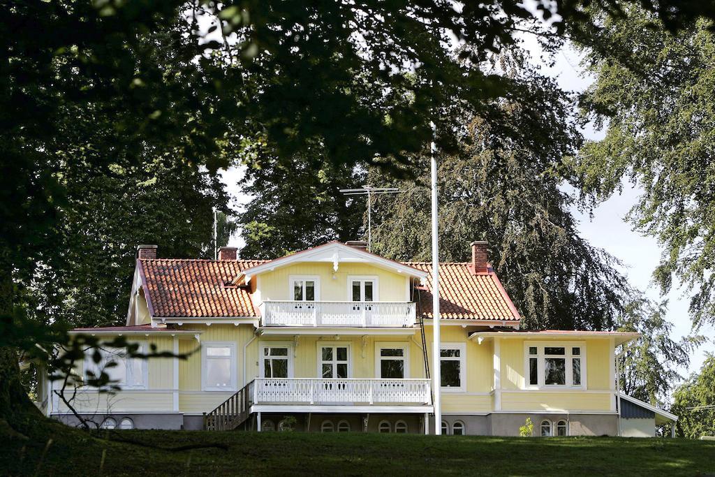 Sjolunda Semesterby Hotel Lidköping Exterior foto